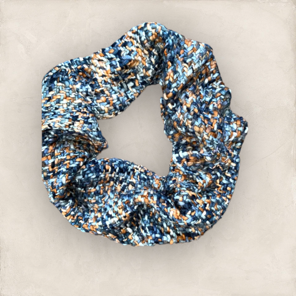 Jumbo loom infinity scarf